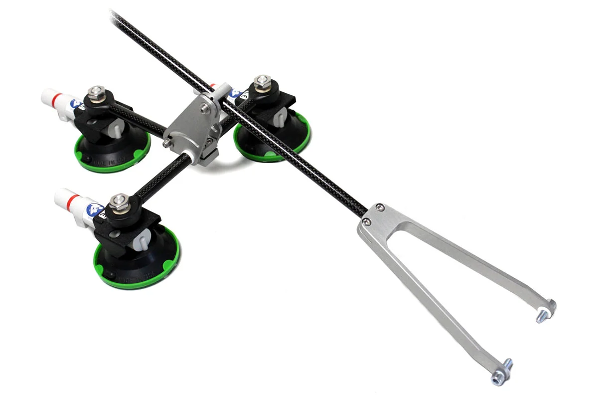Carbon torque arm